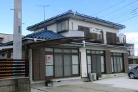 教室は駒形小学校より東に100mのところです。