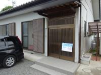 教室の入口です。駐車場は教室前でお迎えもラクラクです☆