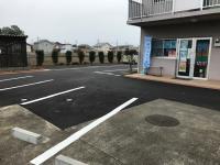 専用駐車場を完備しています。