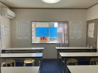 明るい学習室です。<br />
集中して学習に取り組めます。