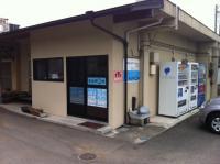 教室は宮城小学校のすぐ前です。