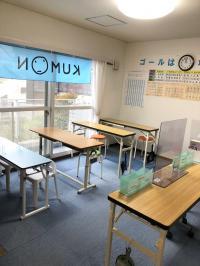 明るい教室です。