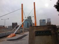 江東区～中央区をつなぐ新大橋から徒歩２分。