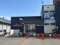 菊水元町会館　駐車場あります。スロープがあり、<br />
ベビーカーで玄関内まで入れます
