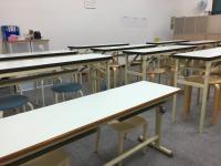 低い席では幼児さんも学習出来ます。