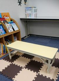 座り机ですので、歩き回っても寝転んでも大丈夫です！<br />
