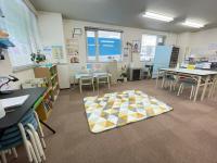 専用のラグマットを敷いてベビーちゃんでも安心して過ごせるようにします♪