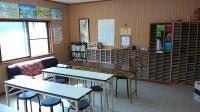 学習スペースとお迎えの待ち合いコーナー