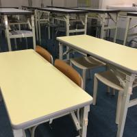 幼児学習コーナー☆お子さまの体に合わせた学習机と椅子です。