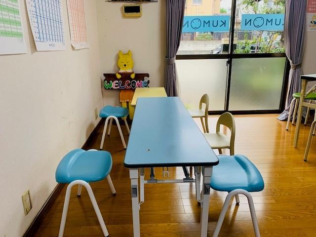 幼児さんは、安心して学習出来る椅子と机です！
