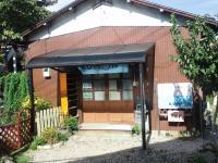 道路から見た教室です。