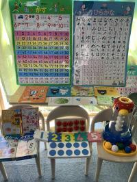 興味を広げる教具も使って楽しく過ごします。