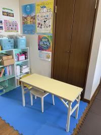 幼児さん用の机もご用意してます。