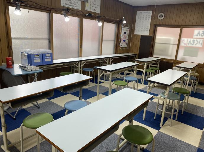 幼児から高校生まで、幅広い学齢の子どもたちが学習しています。