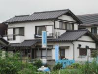 ブルーの看板が目印です。