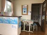 教室入口です。ベビーカーでも安心してお越しください。