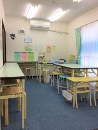 幼児さんは、対面で学習します。