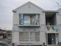 教室は建物の2階です。