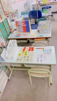 月一回のbabyくもんタイム。<br />
おうちでの働きかけのアドバイスを致します。