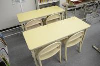 小さいお子さま用の机もご用意しております。