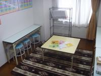 ラグを敷いて、赤ちゃんが過ごしやすくお迎えします。