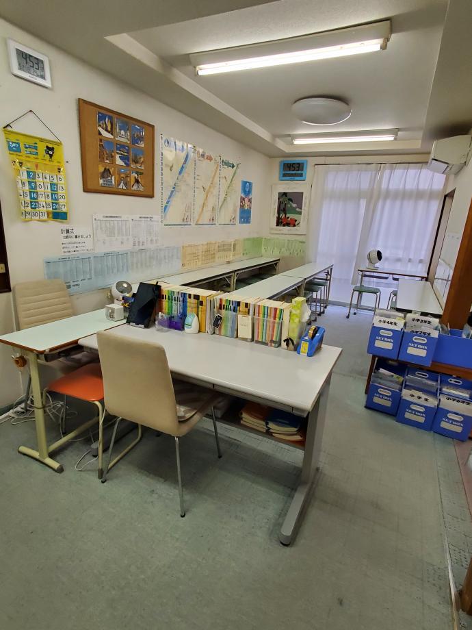 １F 学習室風景<br />
メインの学習室です。