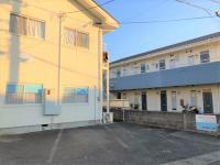 メガネハット七光台店さんのすぐ後ろの通りに面した<br />
アパート南西角部屋です<br />
