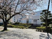 堀込第2公園(アスレチック公園)すぐにある、堀込団地の集会所内に教室があります。