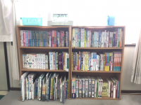 人気の書籍や絵本もご用意しています。貸出可能です。