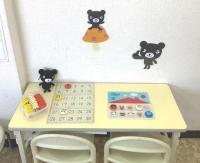 幼児専用席を用意しています。学習姿勢も身に付きます。<br />
