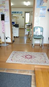 消毒、検温を徹底しています。おうちでBABY KUMONもできます。<br />