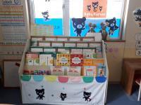 　楽しい本やCDの見本。次はどれかな？<br />
<br />
