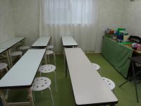 明るい照明、静かな環境を努めております。