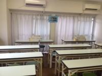 明るく静かな教室です