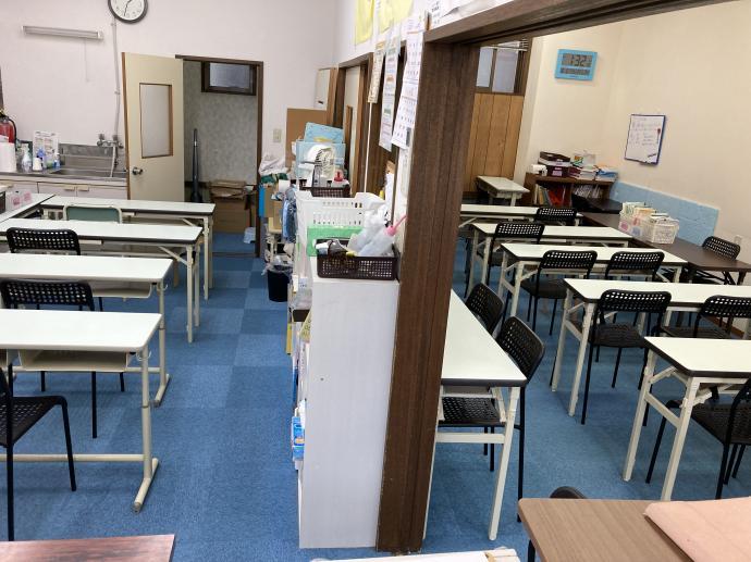 入り口あたりから、教室全体がよく見渡せるので、全員の様子がわかります。