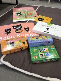 成長に合わせた環境で行います!<br />
0歳児はマットで
