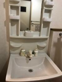 教室に入る前に、手洗い、アルコール消毒を必ずしていただきます。