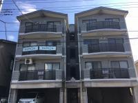 マンション3階、KUMONの水色の旗が目印です!