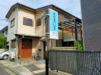 高田駅から徒歩５分。地域ケアプラザの左手裏です。