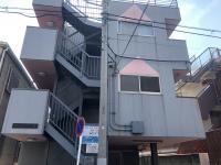 お子さまの成長段階に合わせ、乳幼児期に大切な親子のやり取りをご提案致します。