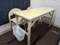 Baby Kumon卒業後、３教科の学習をしていただけるように机を準備しています