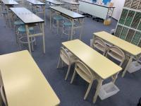 小さいお子様でも安心してお座りいただける幼児専用スペース。