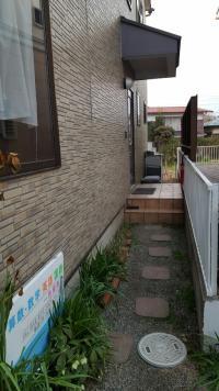 ベビーカーを置く場所があります。是非ご利用ください♪