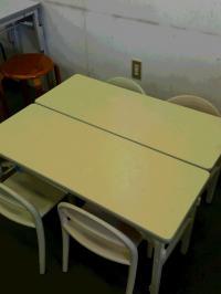 幼児さんや入会初期の生徒さんは対面で学習します。