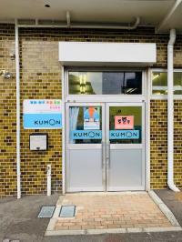 南毛利小学校のすぐ近く！ブルーの看板が目印です♪