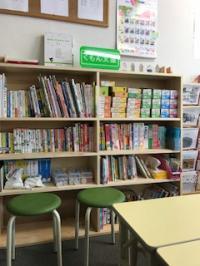 沢山の本とジグソーパズルを常備しています。貸し出しもＯＫ！