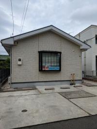 教室前に自転車も止められます。<br />
駐車スペースもあります。