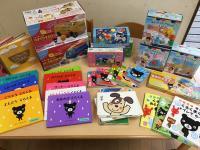 くろくまくんの絵本や教具も充実しています。