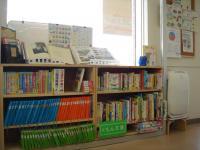 教室のくもん文庫・教具の利用は現在お休みです。幼児～高校レベル図書所蔵