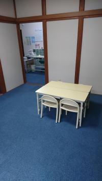 直接、床にお座りいただくこともできます。